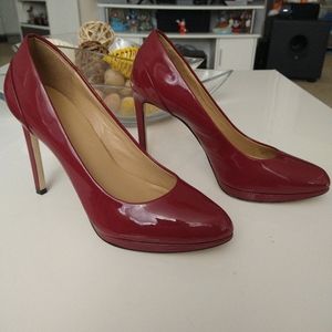 Michael Kors 4-in pumps